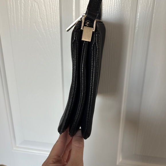 Kate Spade Black Crossbody Bag with Minimalist Design - Picture 8 of 8